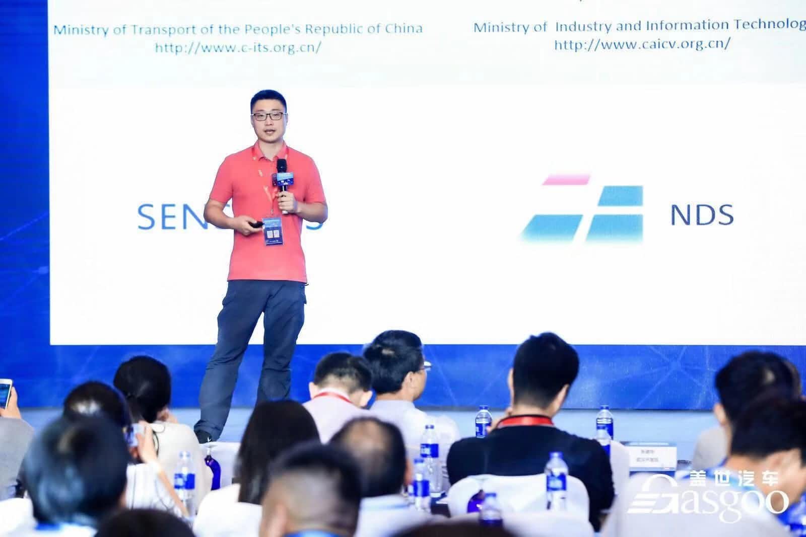 耀世娱乐 耀世朱瀚：构建实时自动驾驶高精度地图服务